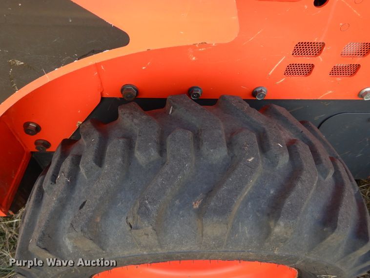 image for item GC9673 2016 Kubota SSV65 skid steer