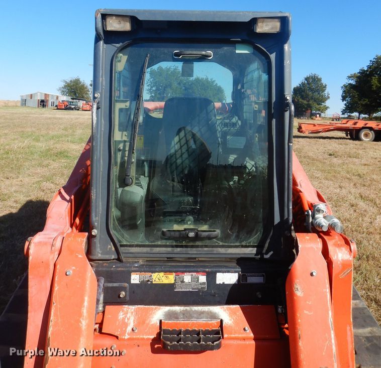 image for item GC9674 2014 Kubota SVL90-2 skid steer