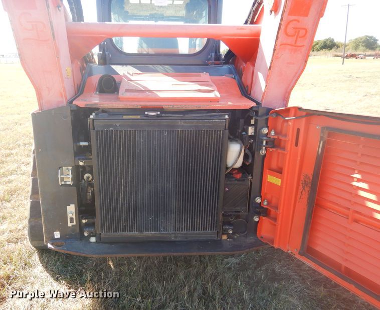 image for item GC9674 2014 Kubota SVL90-2 skid steer