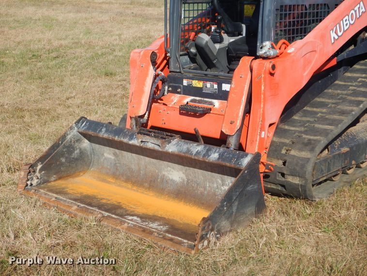 image for item GC9674 2014 Kubota SVL90-2 skid steer