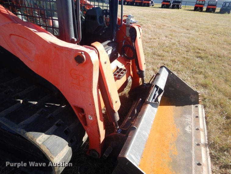 image for item GC9674 2014 Kubota SVL90-2 skid steer