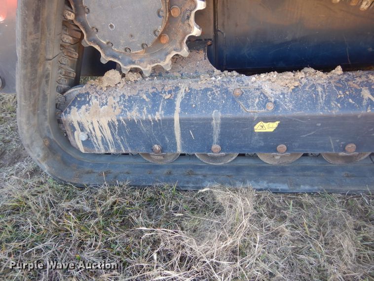 image for item GC9674 2014 Kubota SVL90-2 skid steer