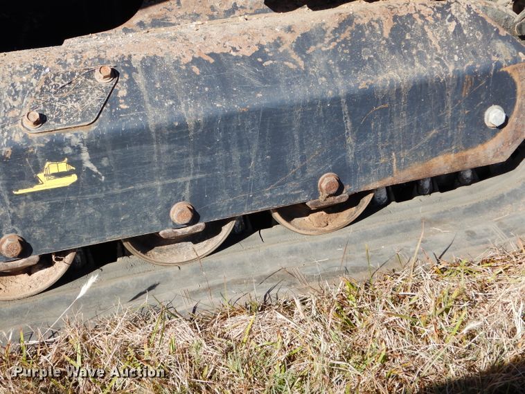 image for item GC9674 2014 Kubota SVL90-2 skid steer