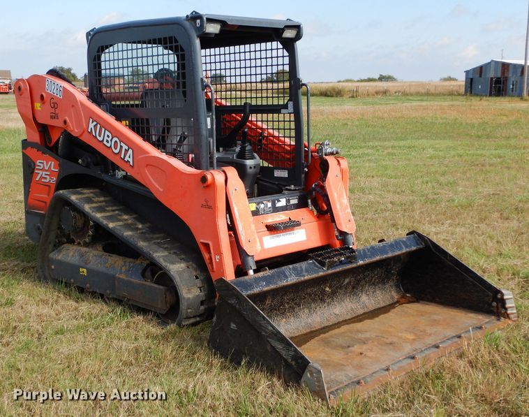 image for item GC9675 2015 Kubota SVL75-2 skid steer