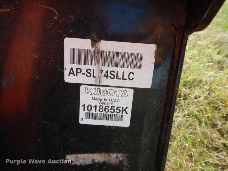 image for item GC9675 2015 Kubota SVL75-2 skid steer