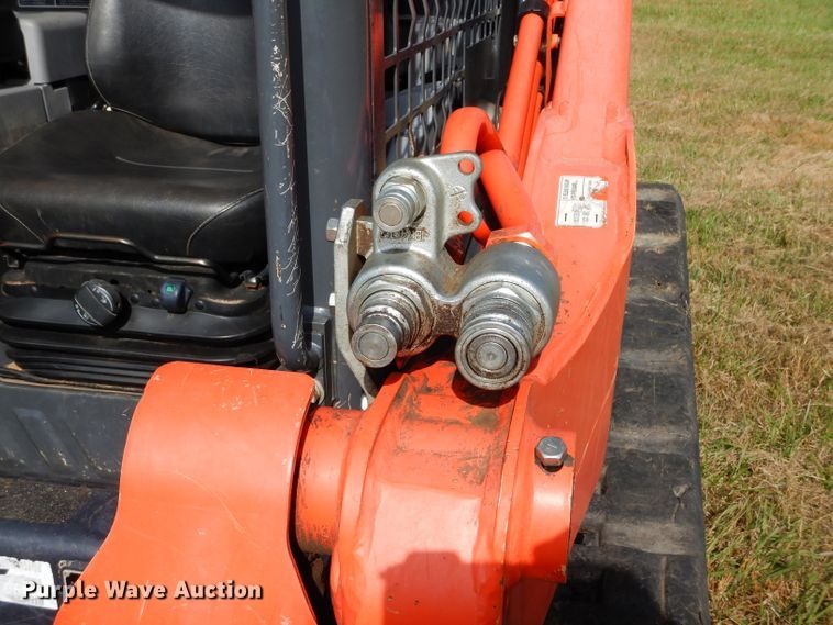 image for item GC9675 2015 Kubota SVL75-2 skid steer