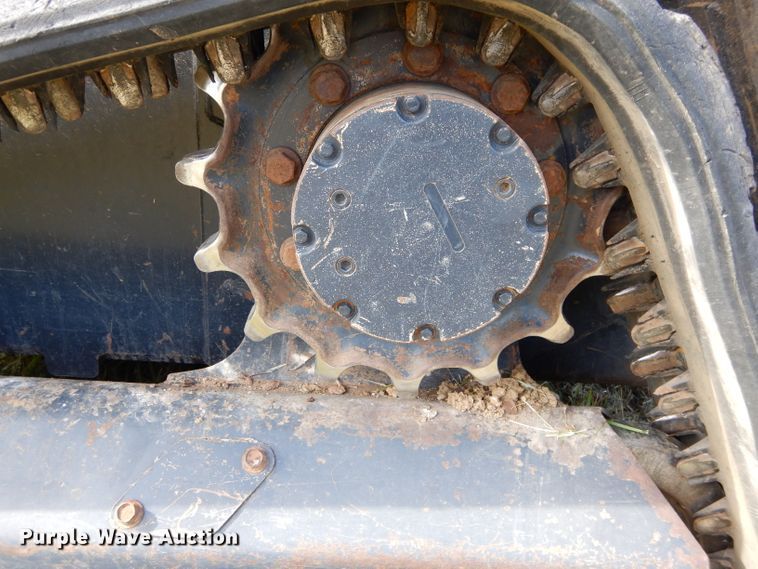 image for item GC9675 2015 Kubota SVL75-2 skid steer