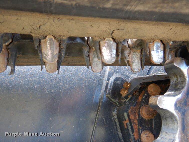 image for item GC9675 2015 Kubota SVL75-2 skid steer