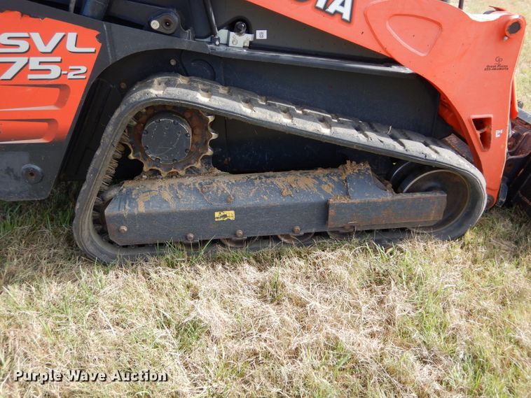 image for item GC9675 2015 Kubota SVL75-2 skid steer