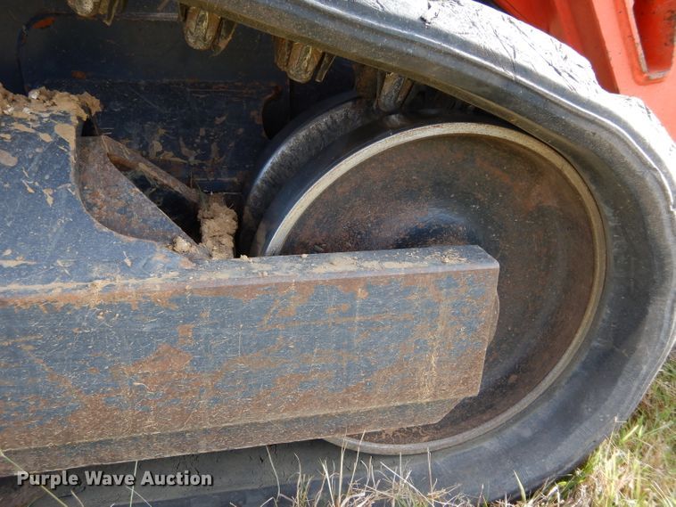 image for item GC9675 2015 Kubota SVL75-2 skid steer