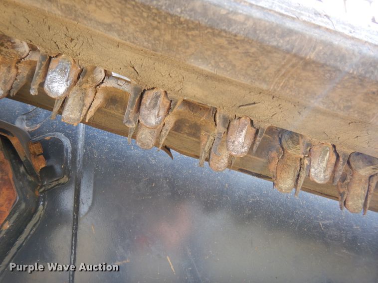 image for item GC9675 2015 Kubota SVL75-2 skid steer