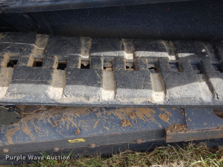 image for item GC9675 2015 Kubota SVL75-2 skid steer