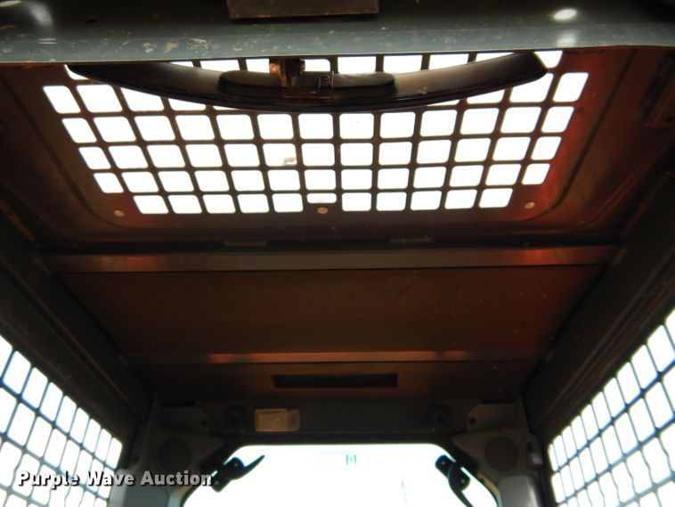 image for item GC9678 2017 Kubota SSV65 skid steer