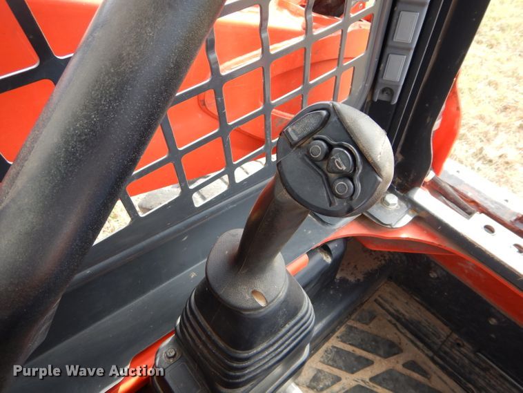 image for item GC9678 2017 Kubota SSV65 skid steer