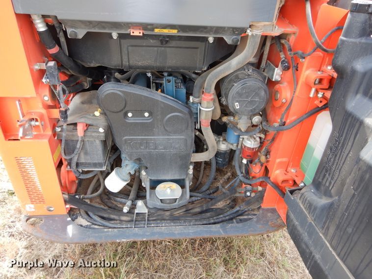 image for item GC9678 2017 Kubota SSV65 skid steer