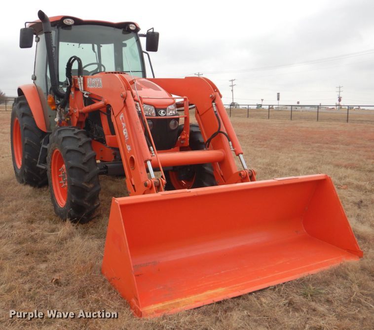 image for item GC9679 2017 Kubota M5-091D MFWD tractor