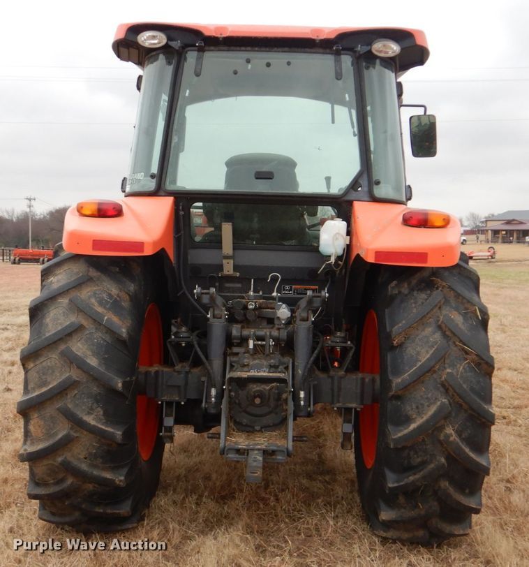 image for item GC9679 2017 Kubota M5-091D MFWD tractor