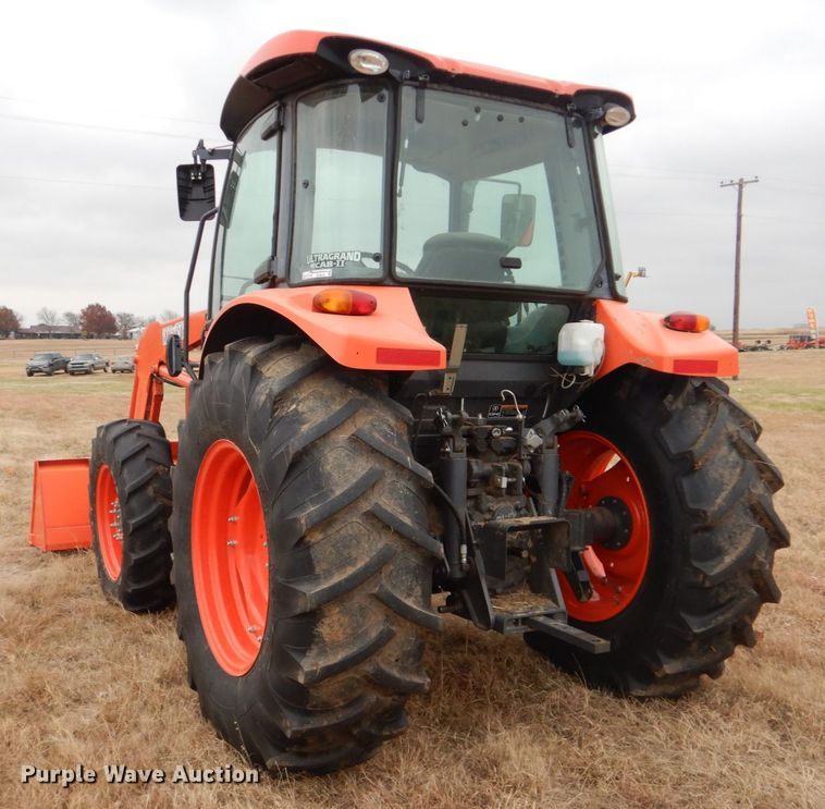 image for item GC9679 2017 Kubota M5-091D MFWD tractor