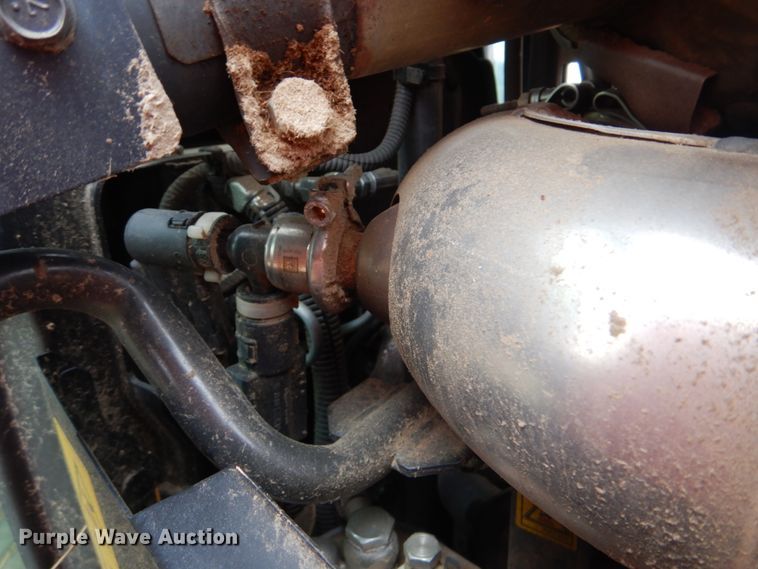 image for item GC9679 2017 Kubota M5-091D MFWD tractor