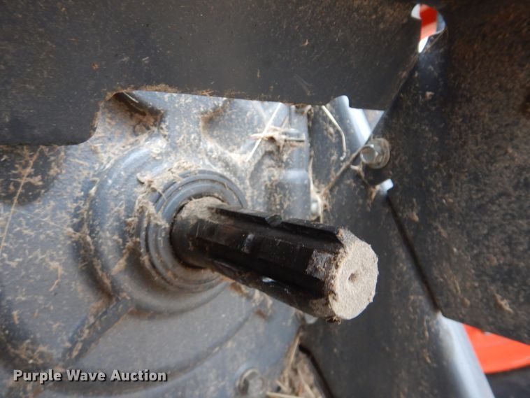 image for item GC9679 2017 Kubota M5-091D MFWD tractor