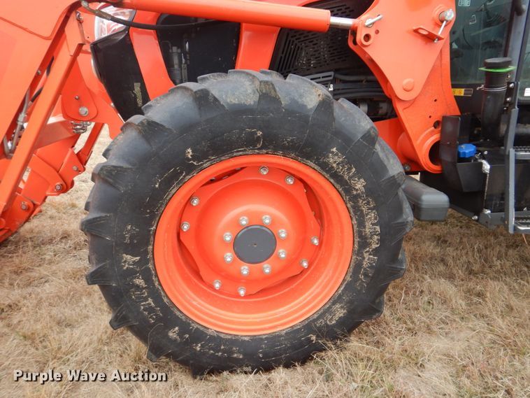 image for item GC9679 2017 Kubota M5-091D MFWD tractor