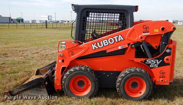 image for item GC9680 2016 Kubota SSV65 skid steer