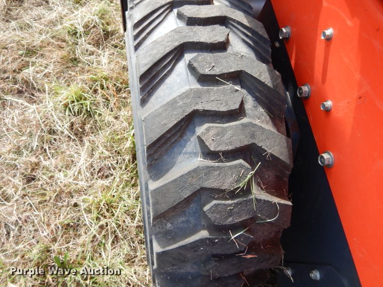 image for item GC9680 2016 Kubota SSV65 skid steer