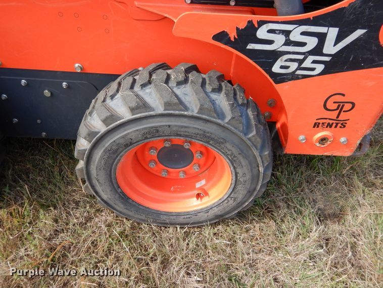 image for item GC9680 2016 Kubota SSV65 skid steer