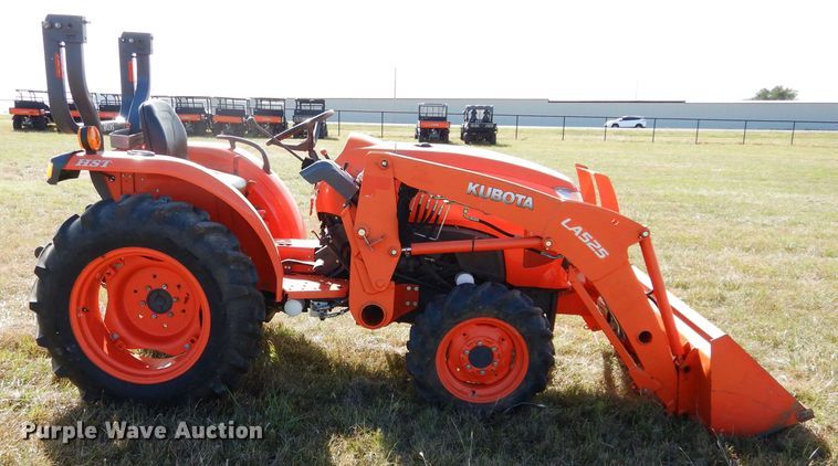 image for item GC9682 Kubota L3301D MFWD tractor