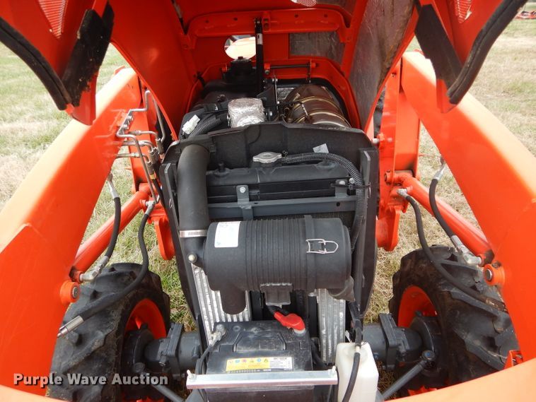 image for item GC9686 2017 Kubota L3301D MFWD tractor