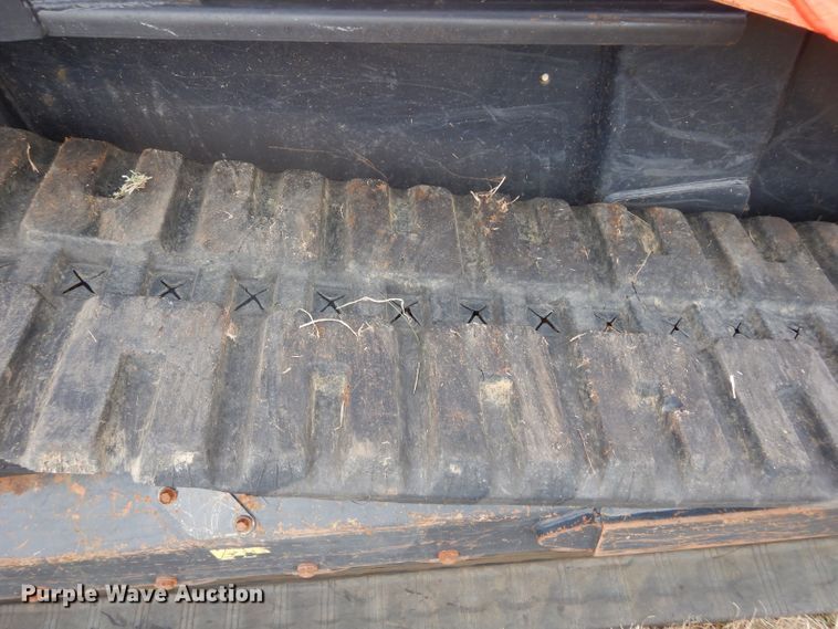 image for item GC9688 2017 Kubota SVL95-2S skid steer