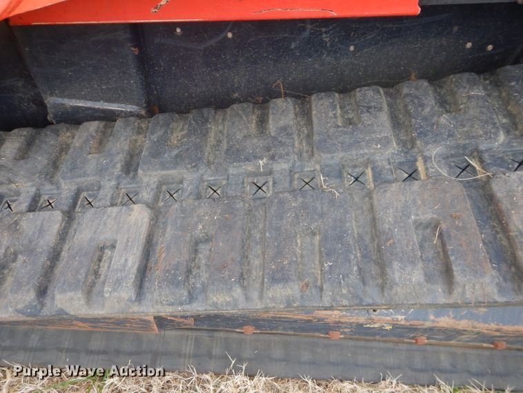 image for item GC9688 2017 Kubota SVL95-2S skid steer