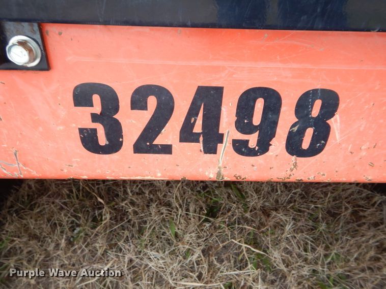 image for item GC9688 2017 Kubota SVL95-2S skid steer