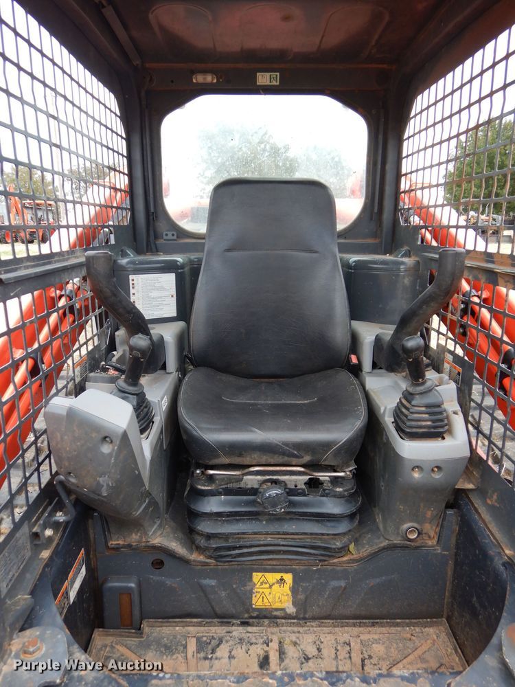 image for item GC9691 2017 Kubota SVL95-2S skid steer