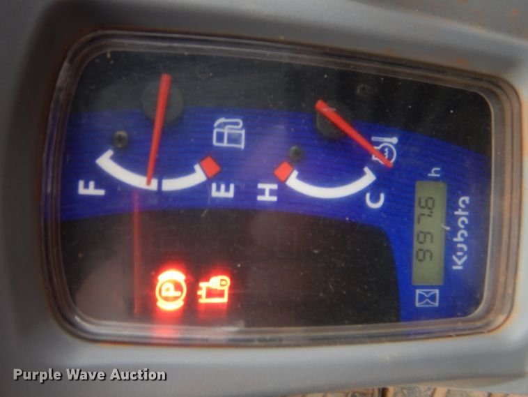 image for item GC9691 2017 Kubota SVL95-2S skid steer