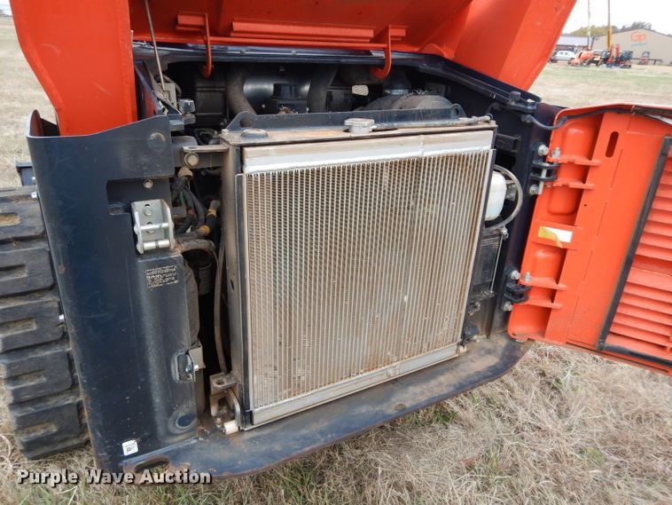 image for item GC9691 2017 Kubota SVL95-2S skid steer