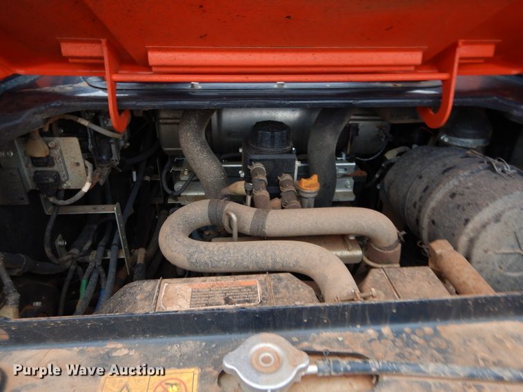 image for item GC9691 2017 Kubota SVL95-2S skid steer