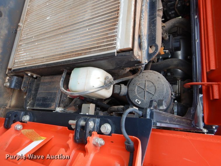 image for item GC9691 2017 Kubota SVL95-2S skid steer