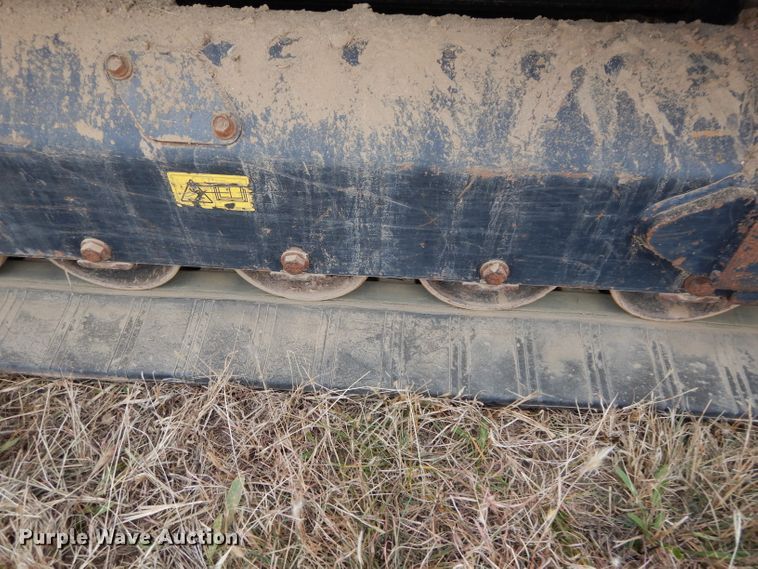 image for item GC9691 2017 Kubota SVL95-2S skid steer