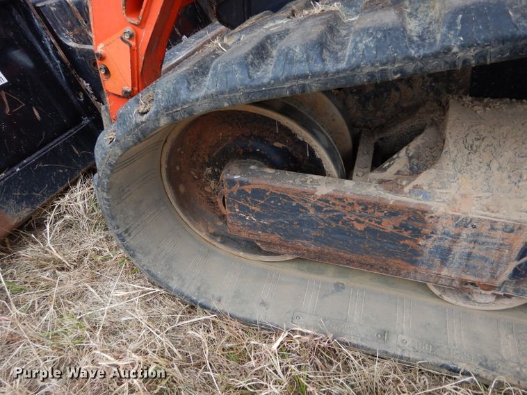 image for item GC9691 2017 Kubota SVL95-2S skid steer