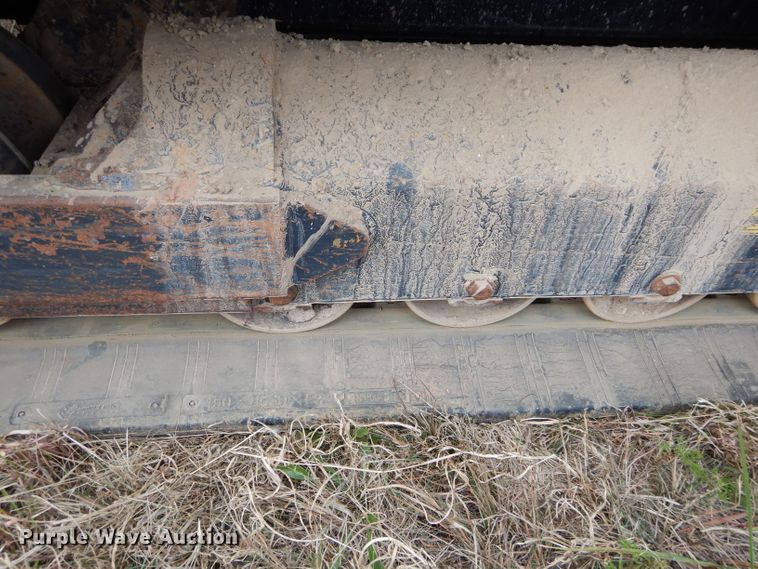 image for item GC9691 2017 Kubota SVL95-2S skid steer