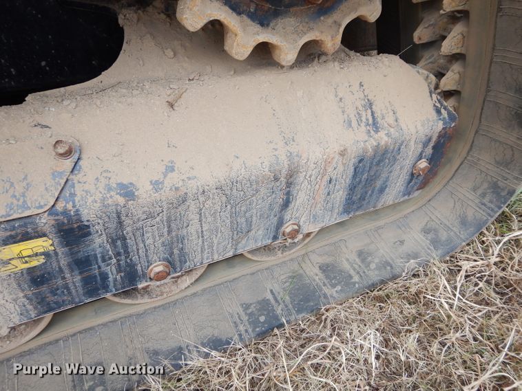 image for item GC9691 2017 Kubota SVL95-2S skid steer