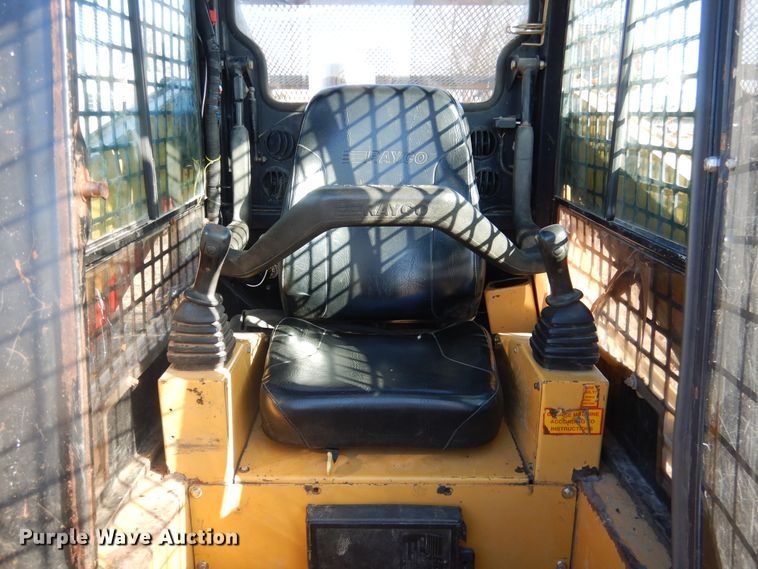 image for item GC9735 2005 Rayco C87L skid steer