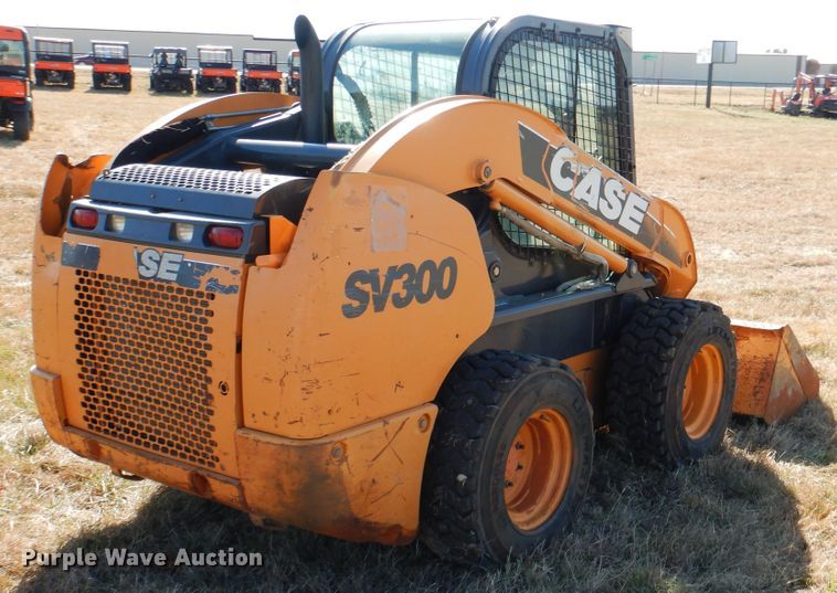 image for item GC9736 2011 Case SV300 skid steer