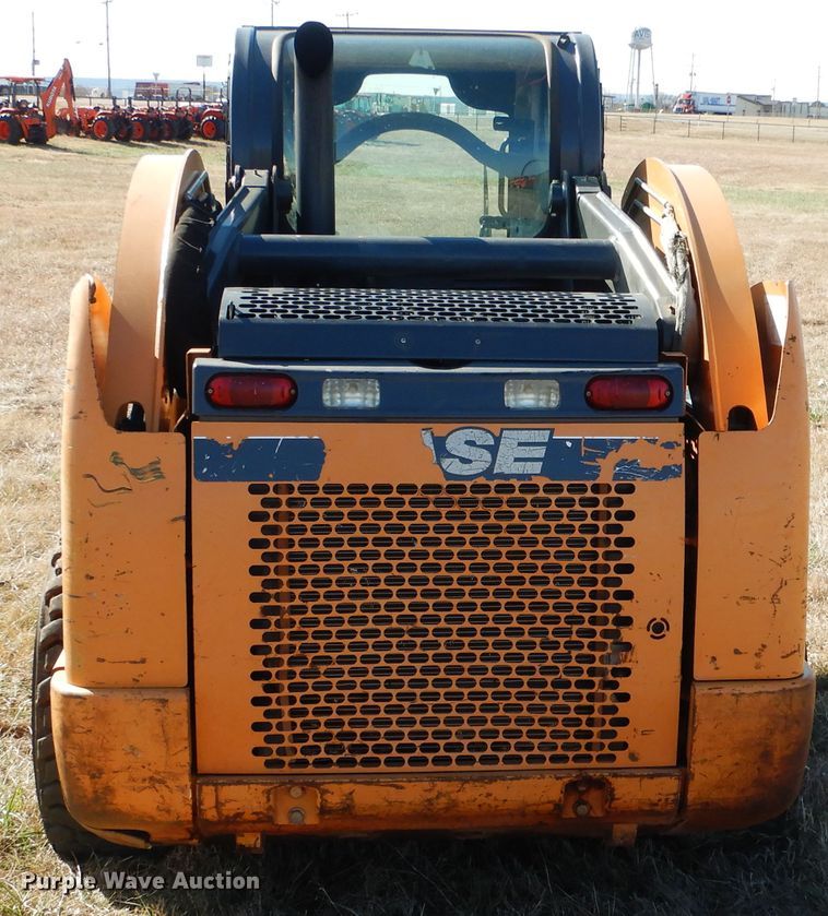 image for item GC9736 2011 Case SV300 skid steer