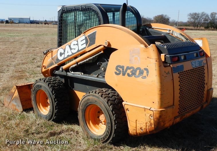 image for item GC9736 2011 Case SV300 skid steer