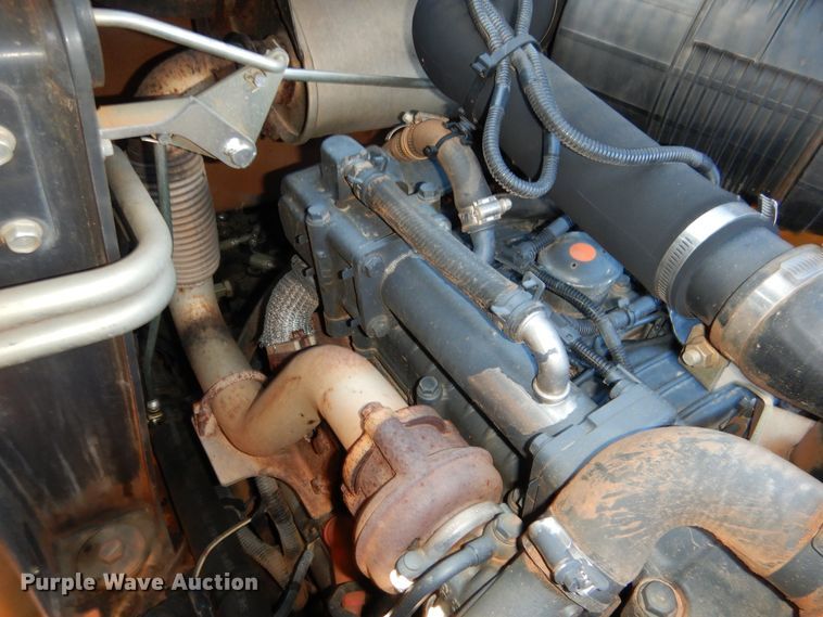 image for item GC9736 2011 Case SV300 skid steer