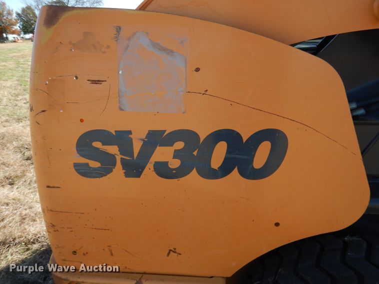 image for item GC9736 2011 Case SV300 skid steer