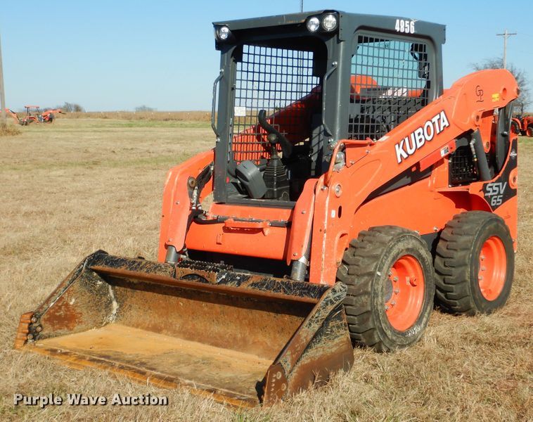 image for item GC9737 2016 Kubota SSV65 skid steer