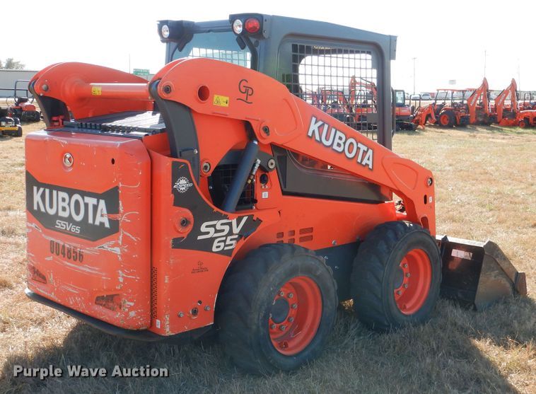 image for item GC9737 2016 Kubota SSV65 skid steer
